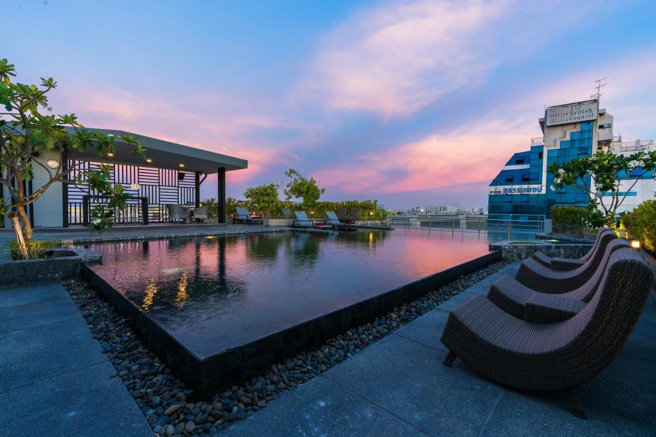 De Botan Srinakarin Hotel & Residence Bangkok Exterior foto
